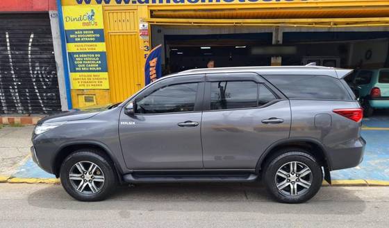 TOYOTA HILUX SW4 2.7 SR 4X2 16V FLEX 4P AUTOMÁTICO